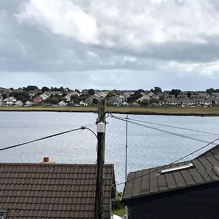 Stylish 3 Bed Apartment With Lough Atalia Views Galway Exterior foto